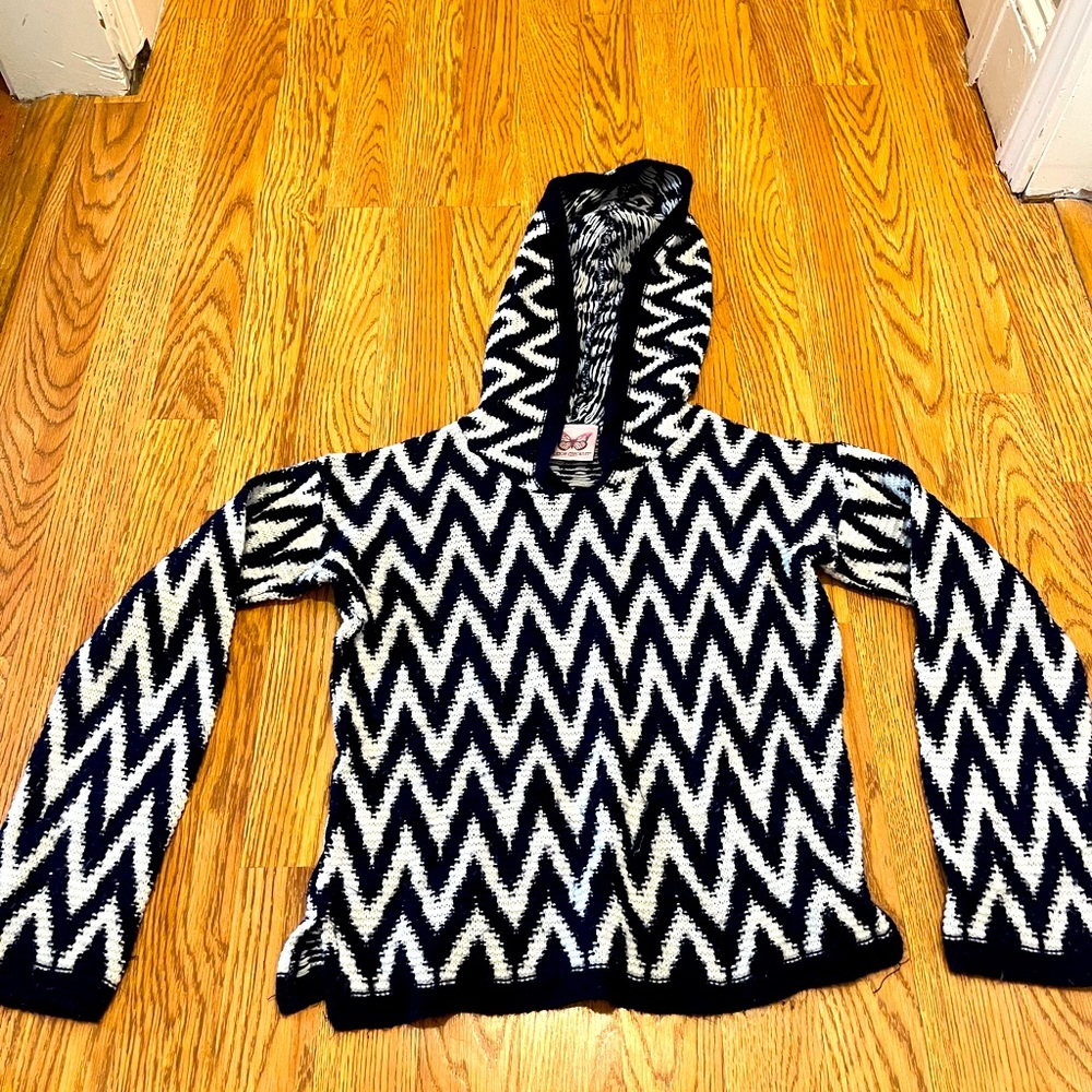 Cotton Emporium lightweight striped hooded sweater size small